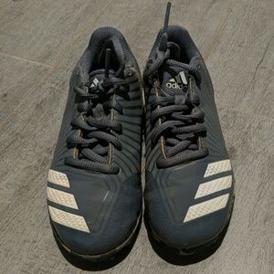 Kids baseball cleats